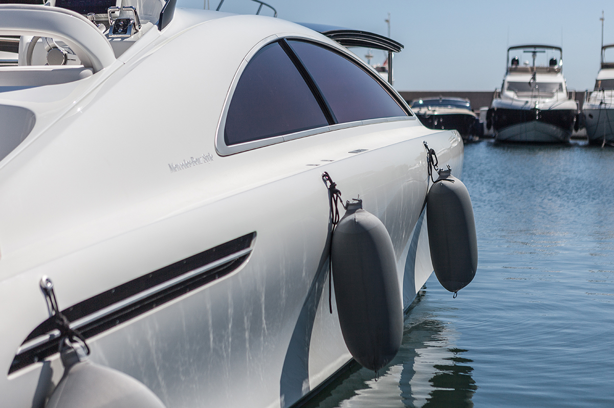 Grey Fendertex fenders on powerboat